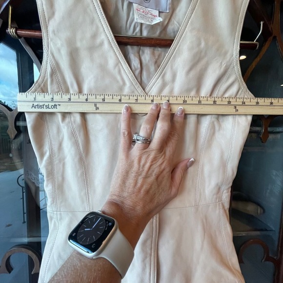 CHANEL BOUTIQUE Vintage Lambskin Sleeveless Longline Vest Creme Sz 38 With COA - Picture 9 of 16